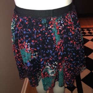 Forever 21 multi colored skirt w/elastic waist